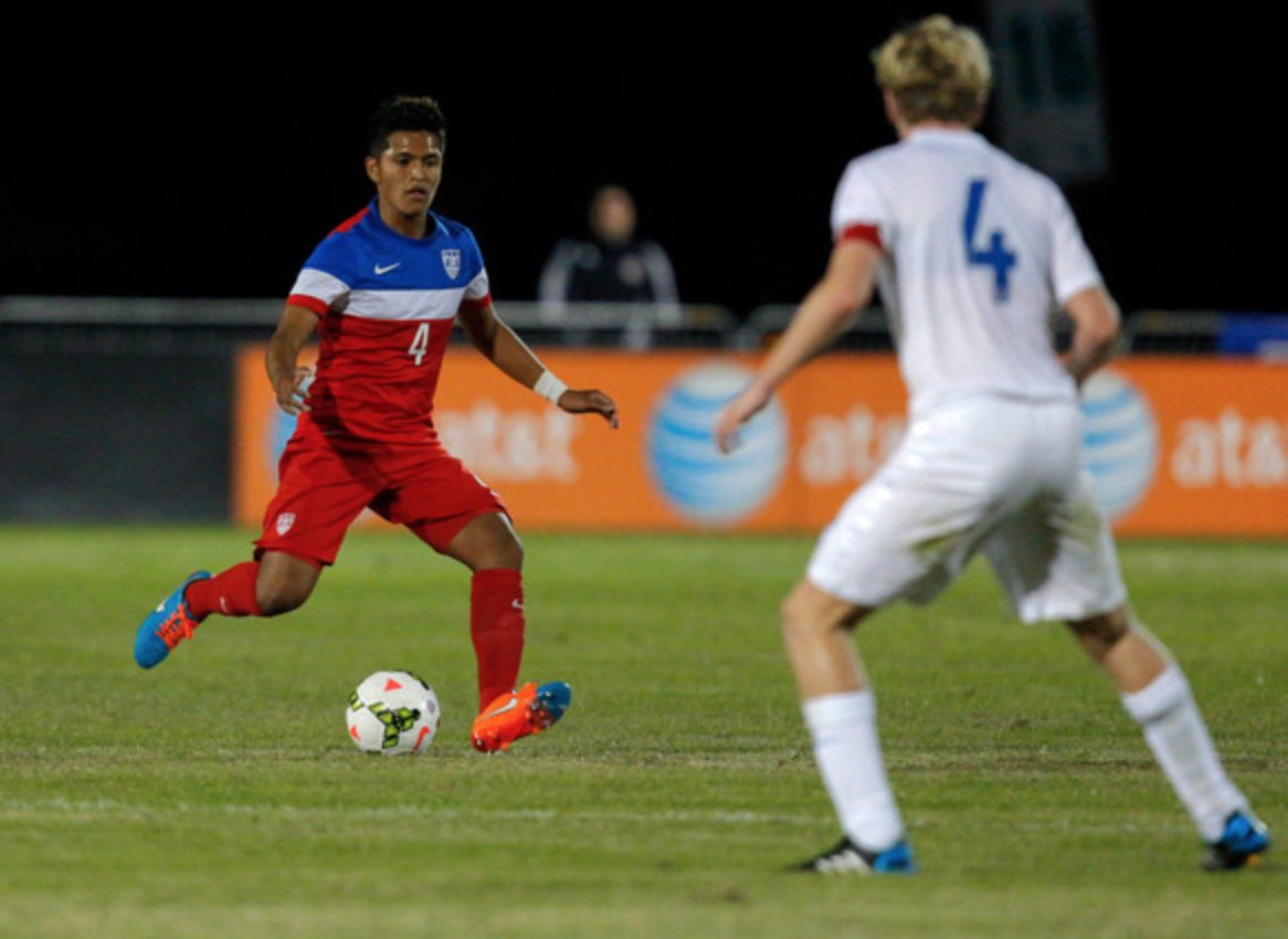 San Diego Surf Alexis Velela signs with New York Cosmos