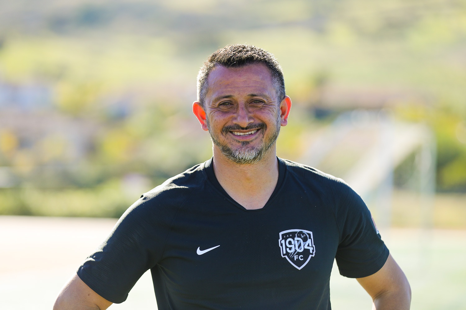 A Morning with 1904fc and  Head Coach Alexandre Gontran